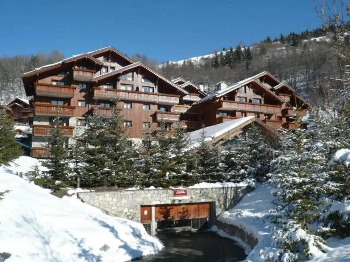 Appartement 3 Pieces 6 Pers A Meribel Village, Pied Des Pistes, Balcon, Piscine Chauffee - Fr-1-411-602 Les Allues 0*,  Frankrijk