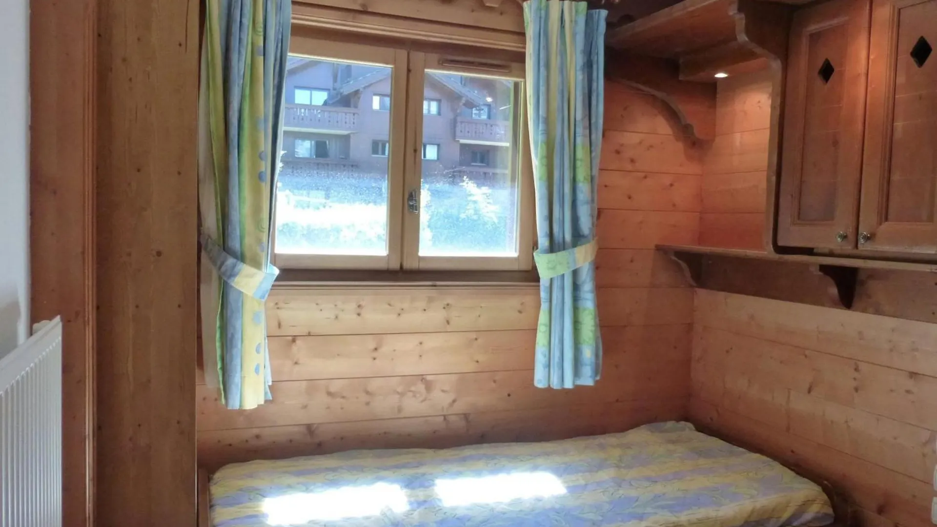 Appartement 3 Pieces 6 Pers A Meribel Village, Pied Des Pistes, Balcon, Piscine Chauffee - Fr-1-411-602 Les Allues 0*,